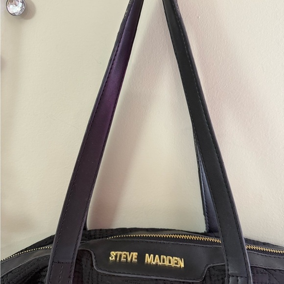 Steve Madden Textured Black Tote Bag - Picture 5 of 16